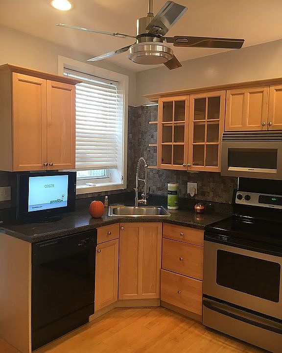 1st image of 1516 Catharine St APT 5