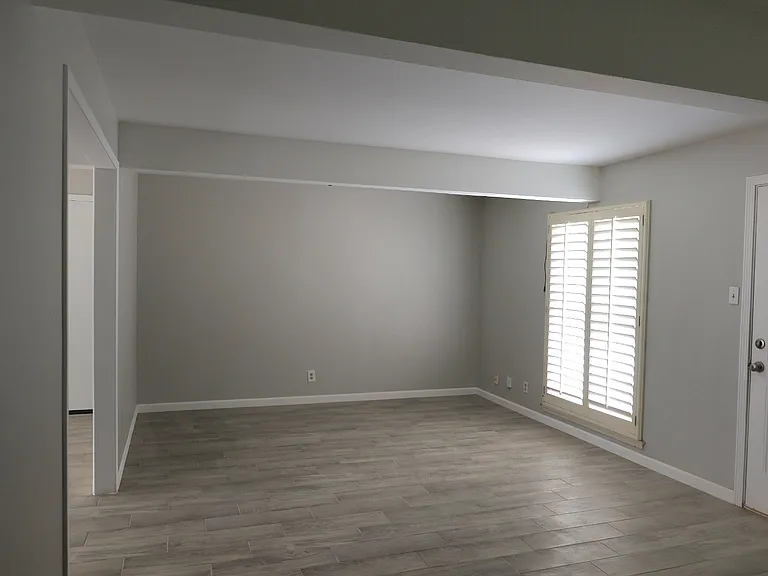 5103 Marcillus Ave — Photo 5