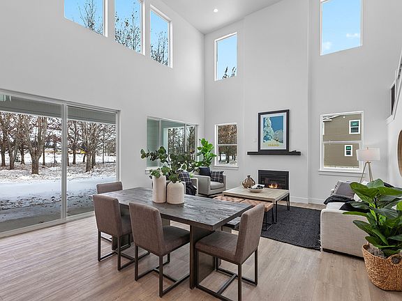 Base Camp Plan 4 Great Room