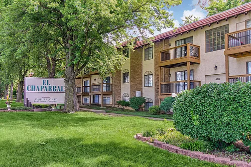 El Chaparral Apartments Photo 1