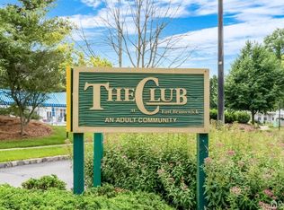 255 Wycoff Way W, East Brunswick, NJ 08816