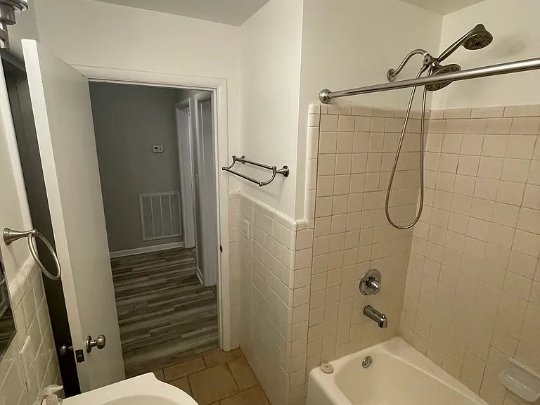 1341 Cloverdale Cir — Photo 25