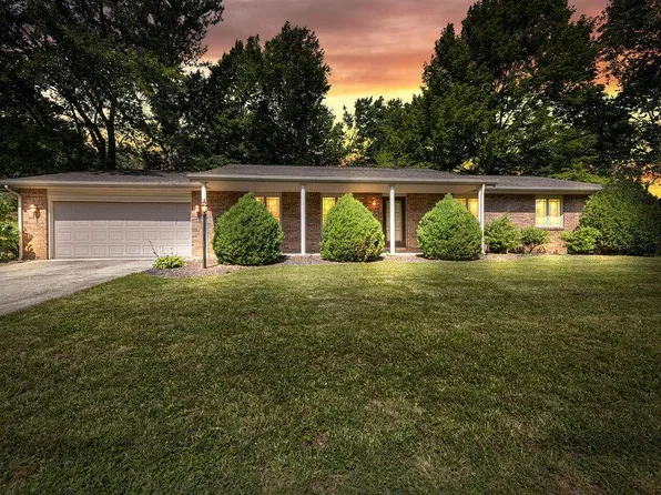 42 Crestview Dr, Glen Carbon, IL 62034