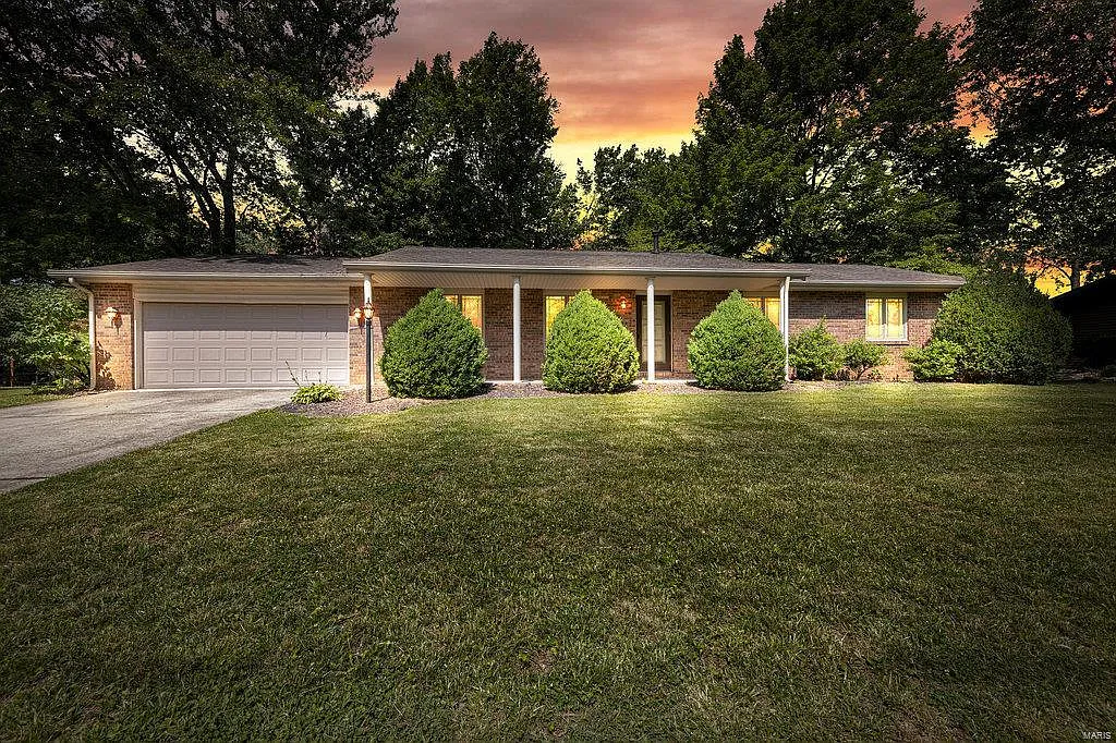 42 Crestview Dr photo 1