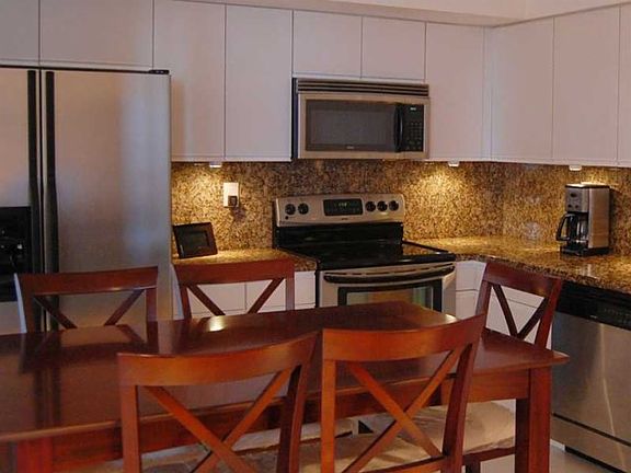 5th image of 3500 Mystic Pointe Dr APT 1707