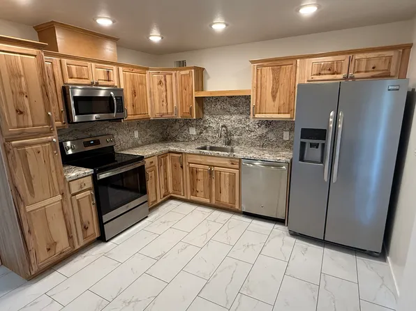 12215 N 112th Ln #12213, Youngtown, AZ 85363