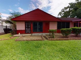 5930 Ridgeway Dr, Houston, TX 77033