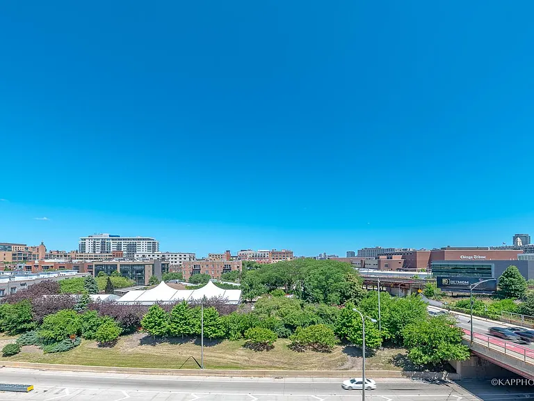 520 N Halsted St #516 — Photo 26