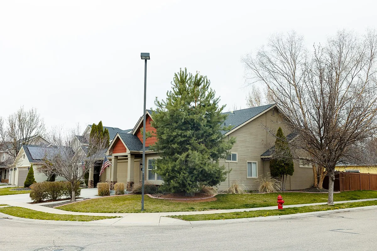 Building Photo - 3662 N Legacy Woods Ave