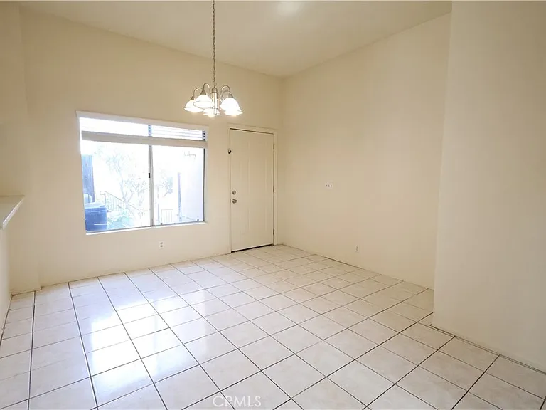 4904 Ithaca Ave #5 — Photo 10
