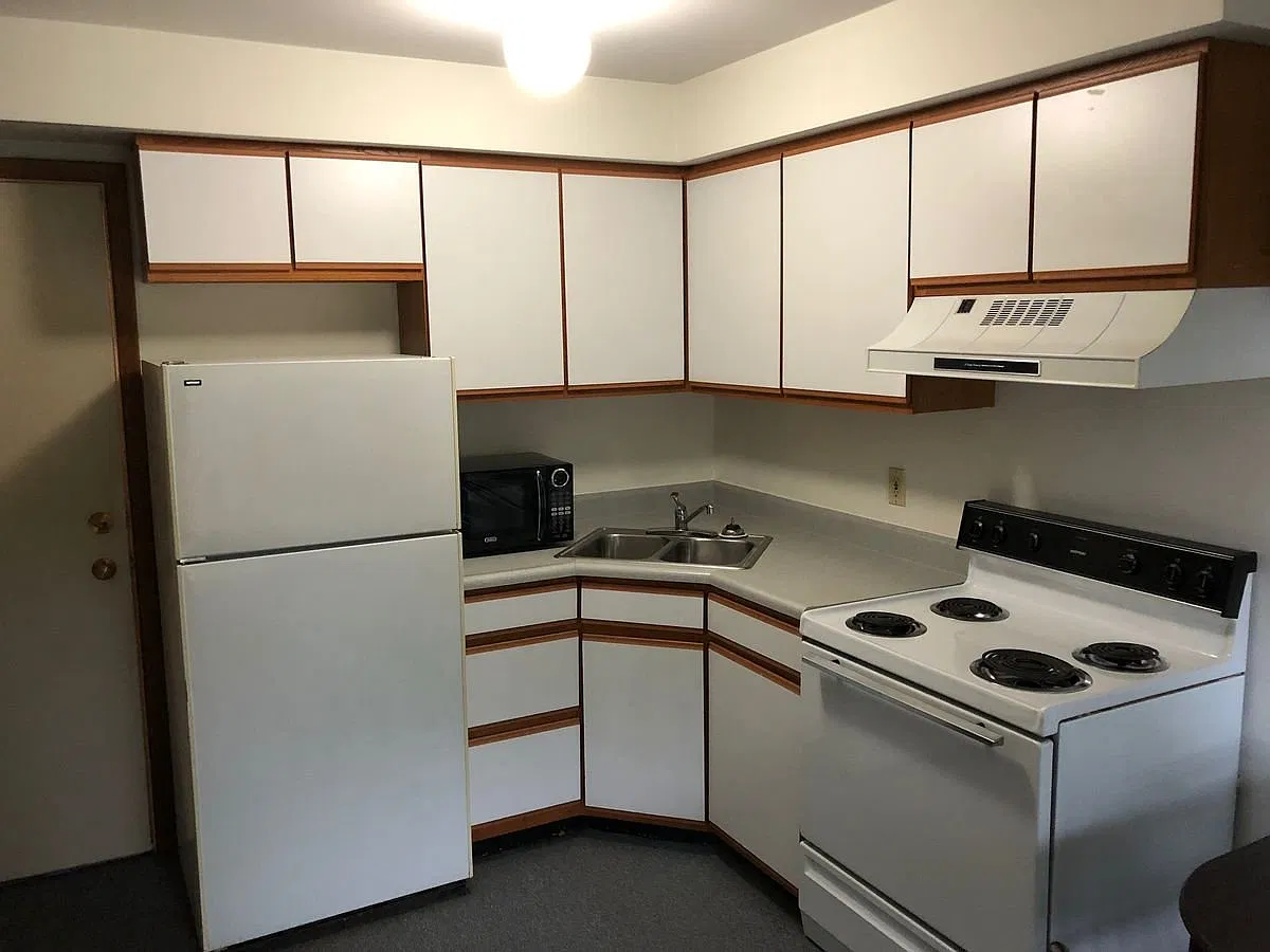 1 bed, $795 — Photo 1