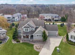 3101 162nd St, Urbandale, IA 50323