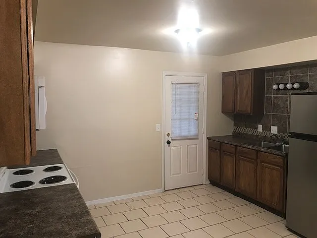 625 N Betty Jo Dr — Photo 3
