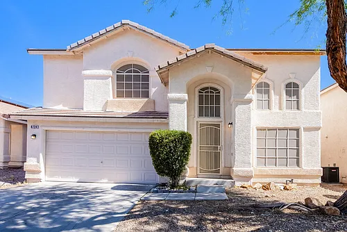 8724 Honey Vine Ave Photo 1