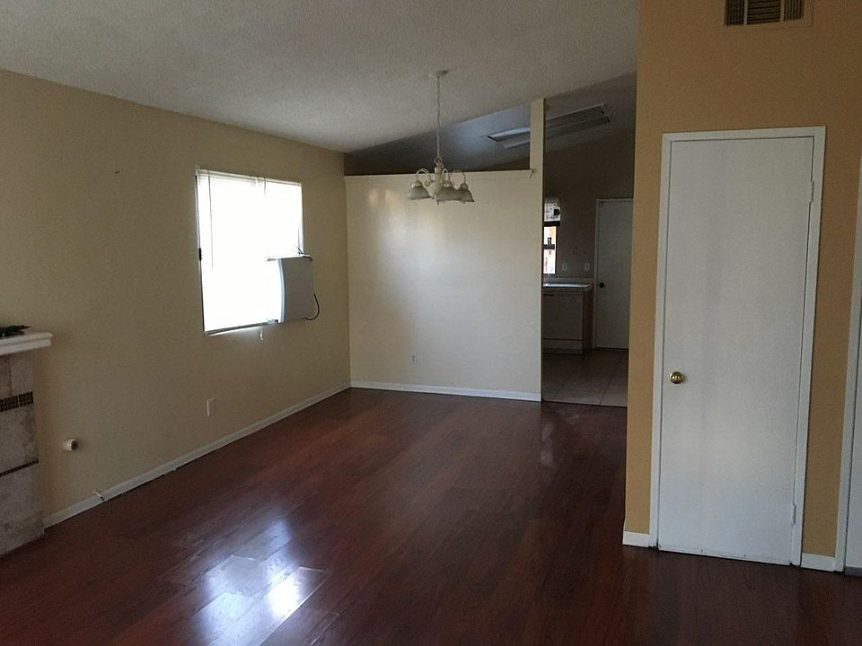 2nd image of 1900 Windward Ct