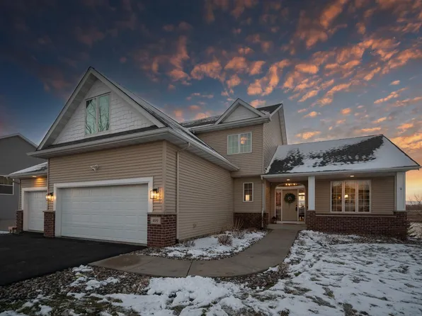 499 Rowena Curv, Elko New Market, MN 55054