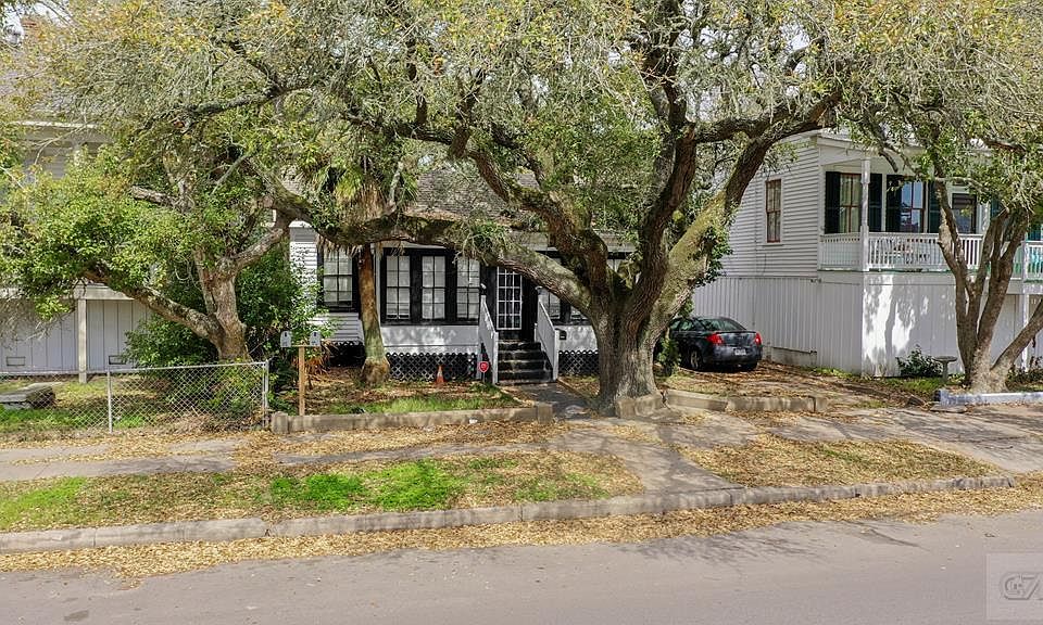 1st image of 2822 Avenue P
