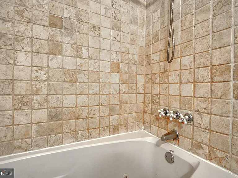 1412 Battery Ave — Photo 36