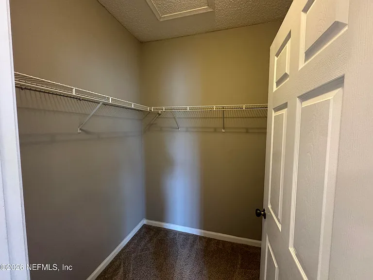 10000 Gate Pkwy #1323 — Photo 15
