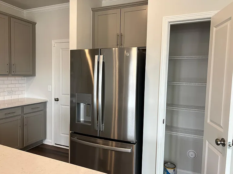 5028 Arkose Dr — Photo 6