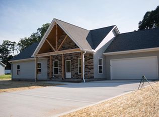 3707 Golden Mountain Rd, Sparta, TN 38583