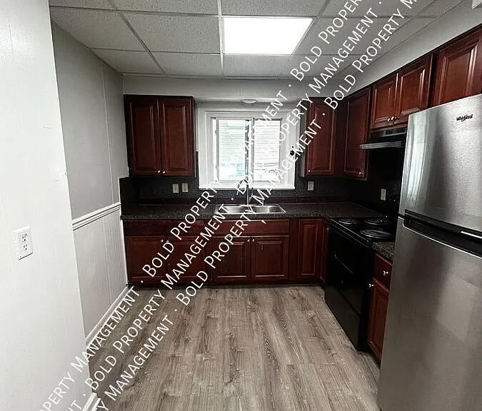 1239 Willow St — Photo 16