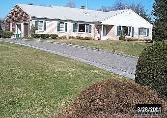 26 Hill House Ln, Glen Head, NY 11545 | Zillow