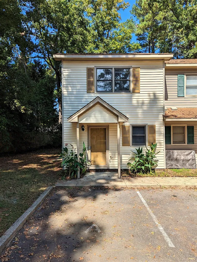 502 Forest Drive — Photo 1