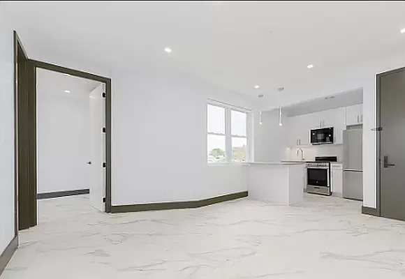 Rented by ERNY LLC | media 1