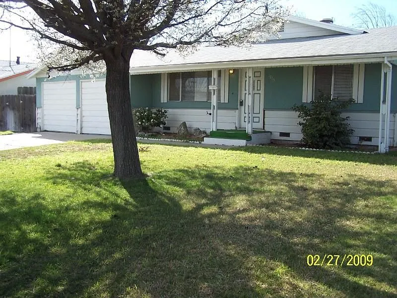 1835 Vann Ter photo 1
