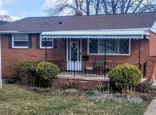 6321 Delores Blvd, Brookpark, OH