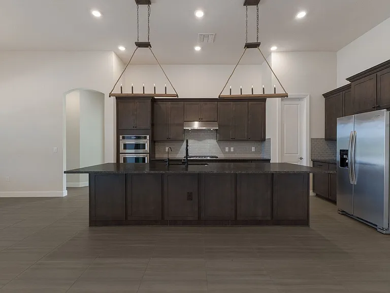 712 Sigsbee Loop — Photo 12