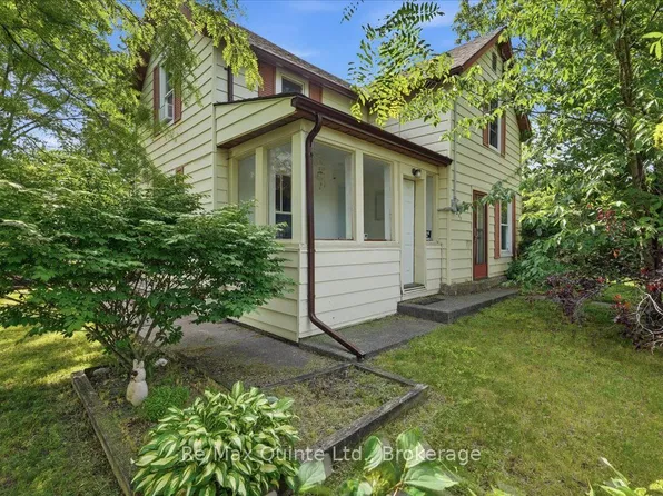 235 Pine St, Belleville, ON K8N 2N3