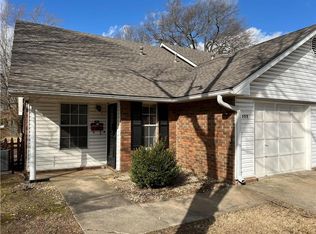 322 S 11th Pl, Rogers, AR 72756