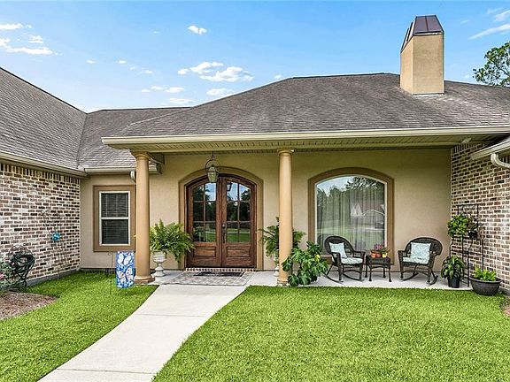 3rd image of 38172 Joan Dr