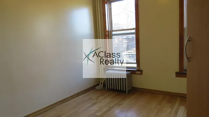 Rented by A Class Realty Corp | media 7