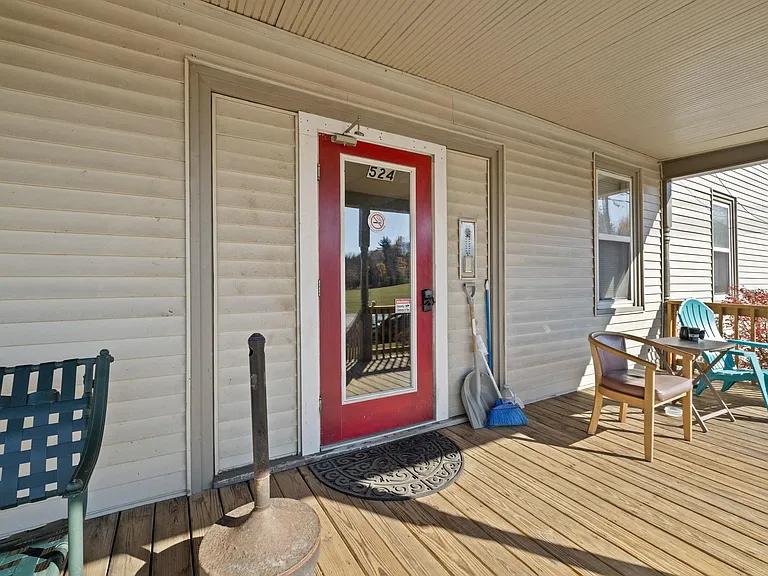 524 Sunapee St #10 — Photo 6