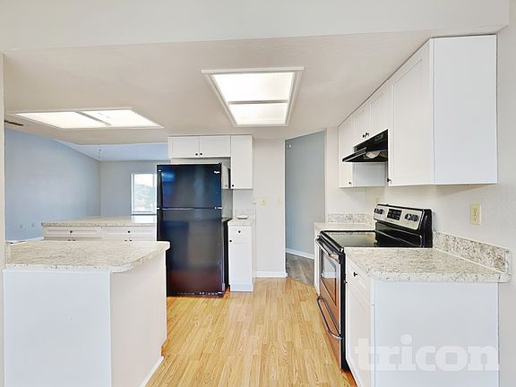5th image of 4424 Ohara St