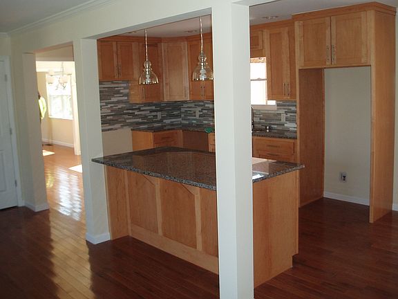 Kitchen island