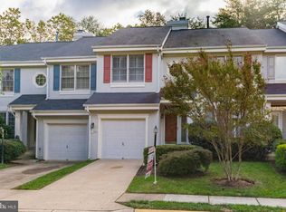 1360 Park Garden Ln, Reston, VA 20194