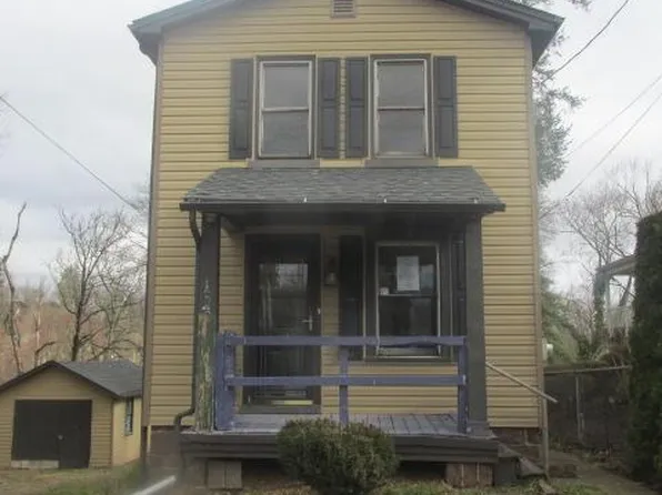 129 Bird St, Birdsboro, PA 19508