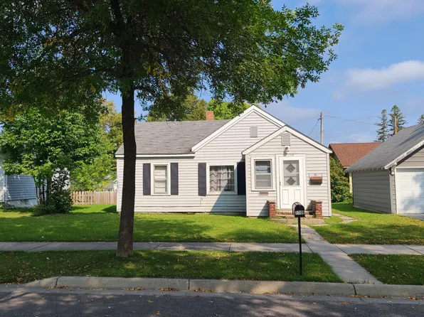 1108 9th St, International Falls, MN 56649
