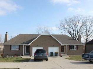 5321 Woodland Dr, Shawnee, KS 66218