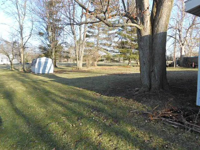 2027 Morrish Rd photo 1