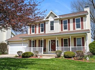 2100 Simon Ct, Springfield, OH 45503