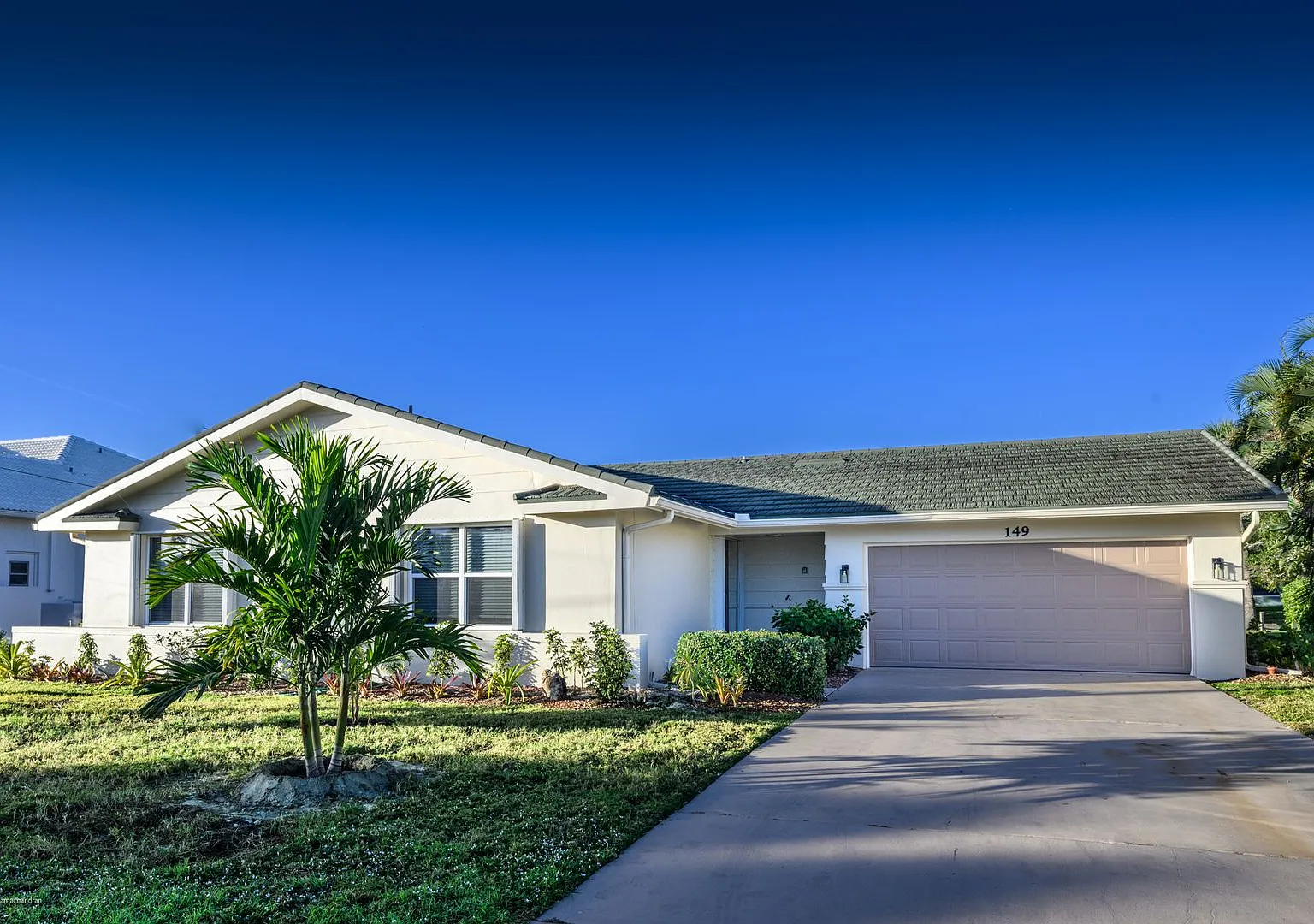 Crescent Dr. 149 — Photo 1