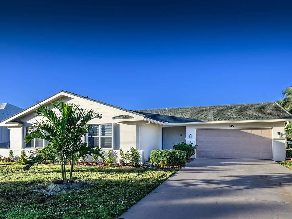 149 Crescent Dr