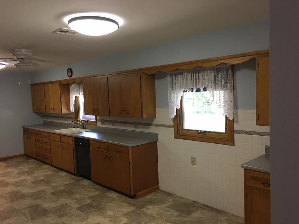 1st image of 702 N Franklin Ave