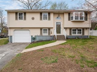 11 Star Ave, Woonsocket, RI 02895