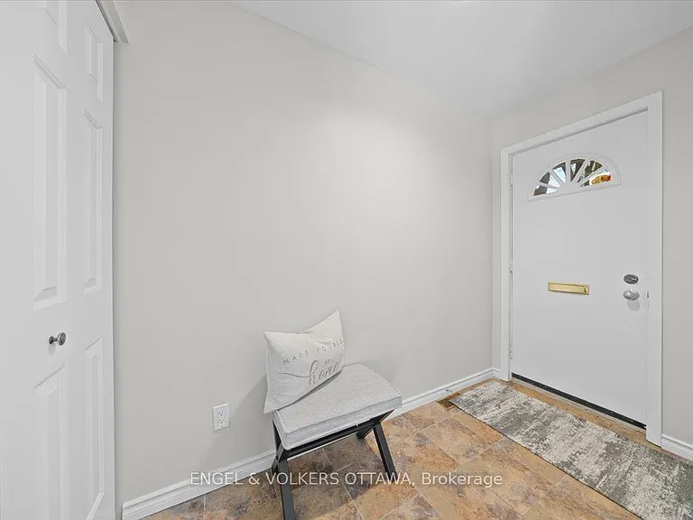 72 Greenfield Ave #4 — Photo 4